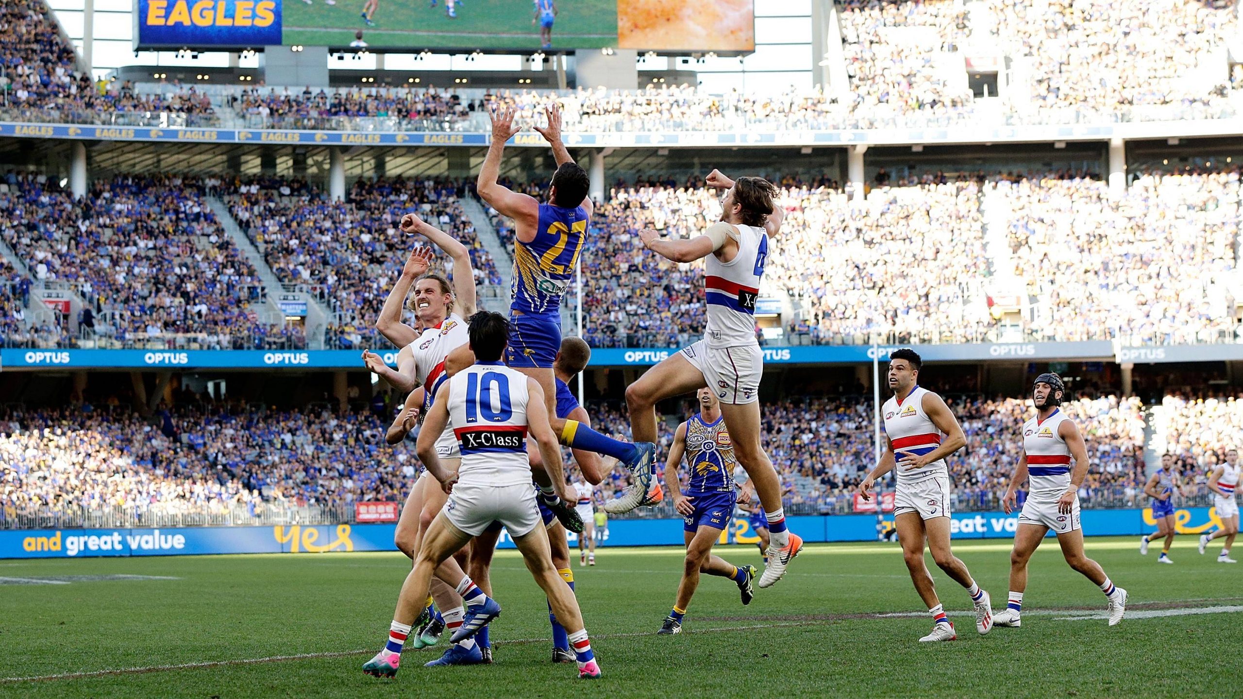 AFL Rd 11 – West Coast v Western Bulldogs